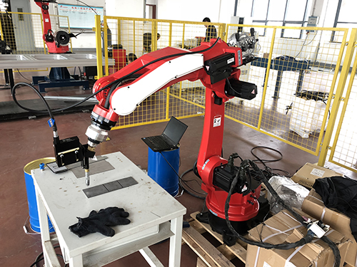 創(chuàng)想-機(jī)器焊接真的能替代人工焊接嗎？