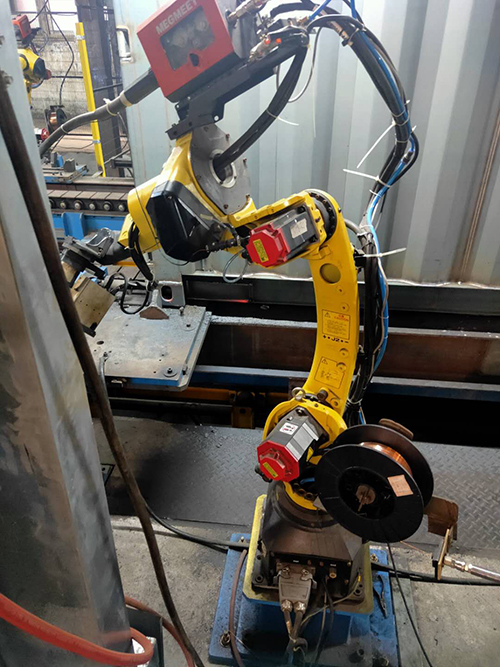 激光位移傳感器在安裝時(shí)需要考慮什么因素？