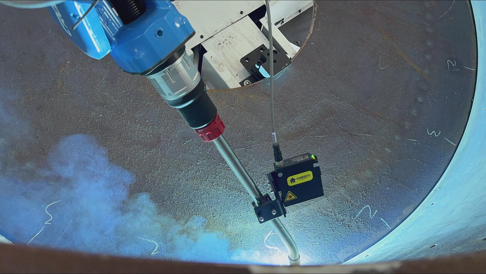 卡諾普機(jī)器人搭載創(chuàng)想智控激光焊縫跟蹤系統(tǒng)，實(shí)現(xiàn)攪拌設(shè)備焊接智能化升級(jí)